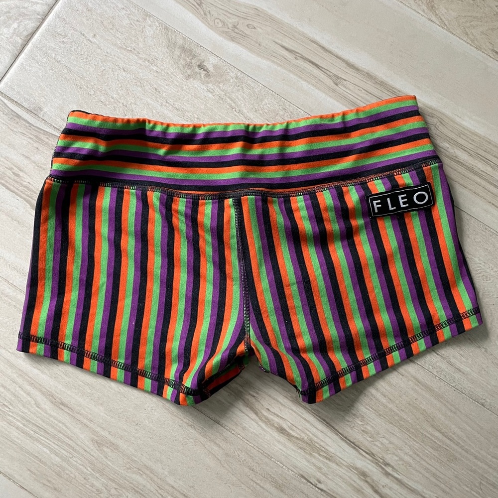 Fleo Short. Size M.